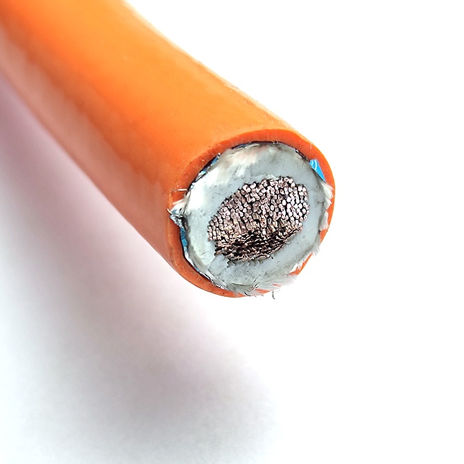 Battery Interconnect Cable — Flexible PVC/XLPE Insulated Single-Core and Multi-Core Low Voltage DC Power Cable with Tinned Copper Conductor for Battery Energy Storage System (BESS) Module Interconnection, Telecom Backup Battery String Wiring, UPS Battery Connections, and EV Battery Pack Assembly
